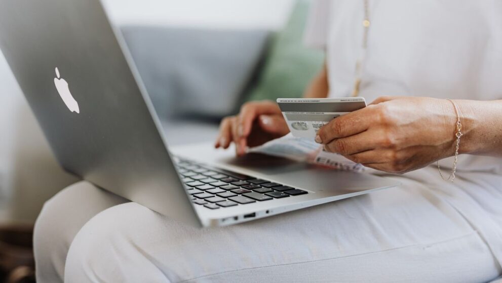 Islamic Banking, Cards and Savings Checks in Malaysia